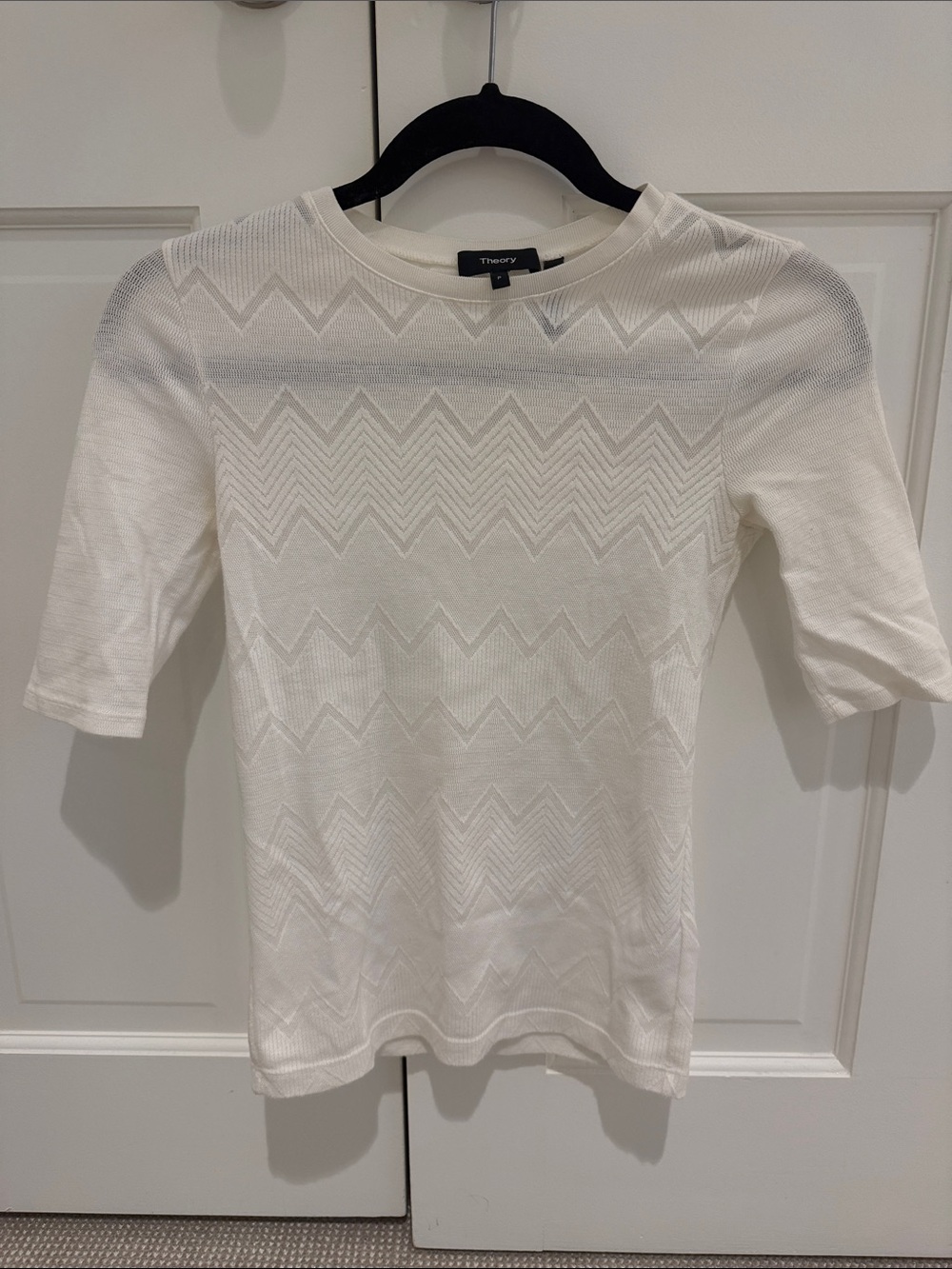 Theory White Chevron Knit Short-Sleeve Top